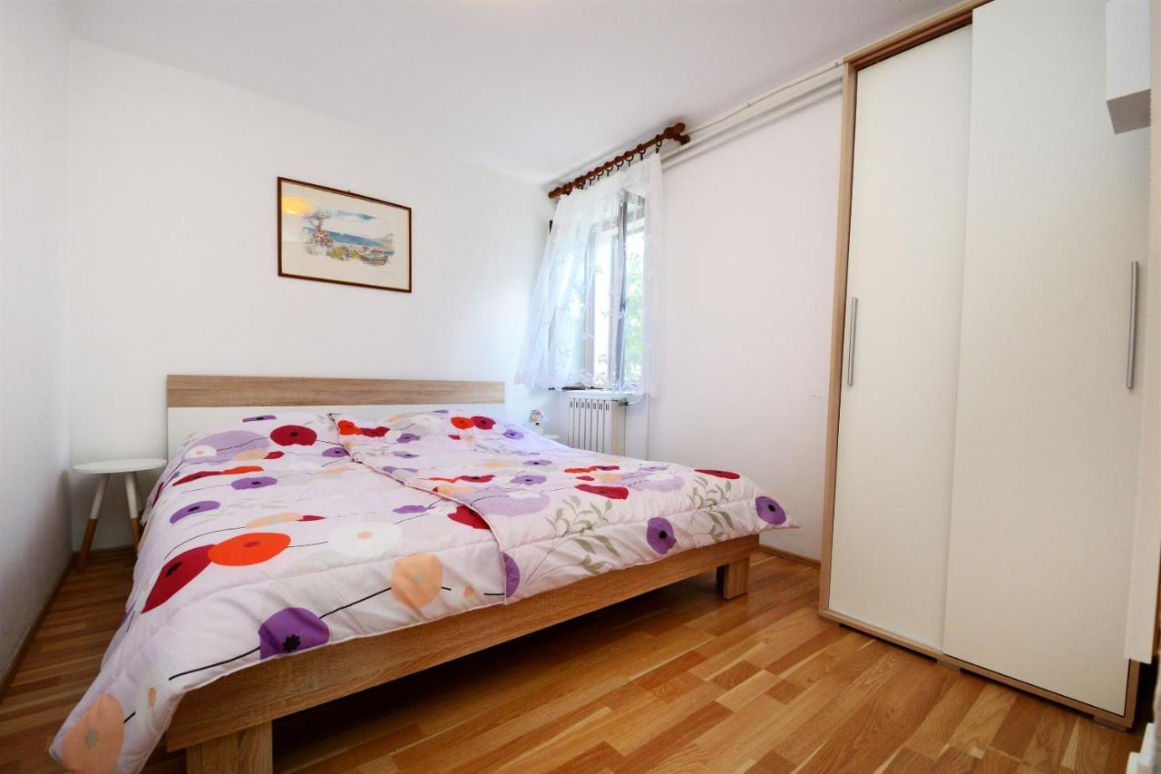 House Lanima Vikendica *